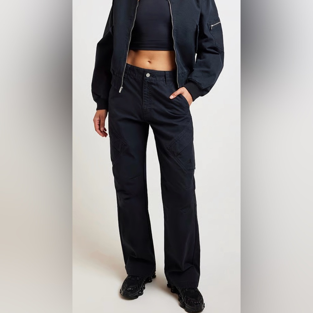Jordan Chicago Women's Pants (FV7098-010, Black)Size XSMALL